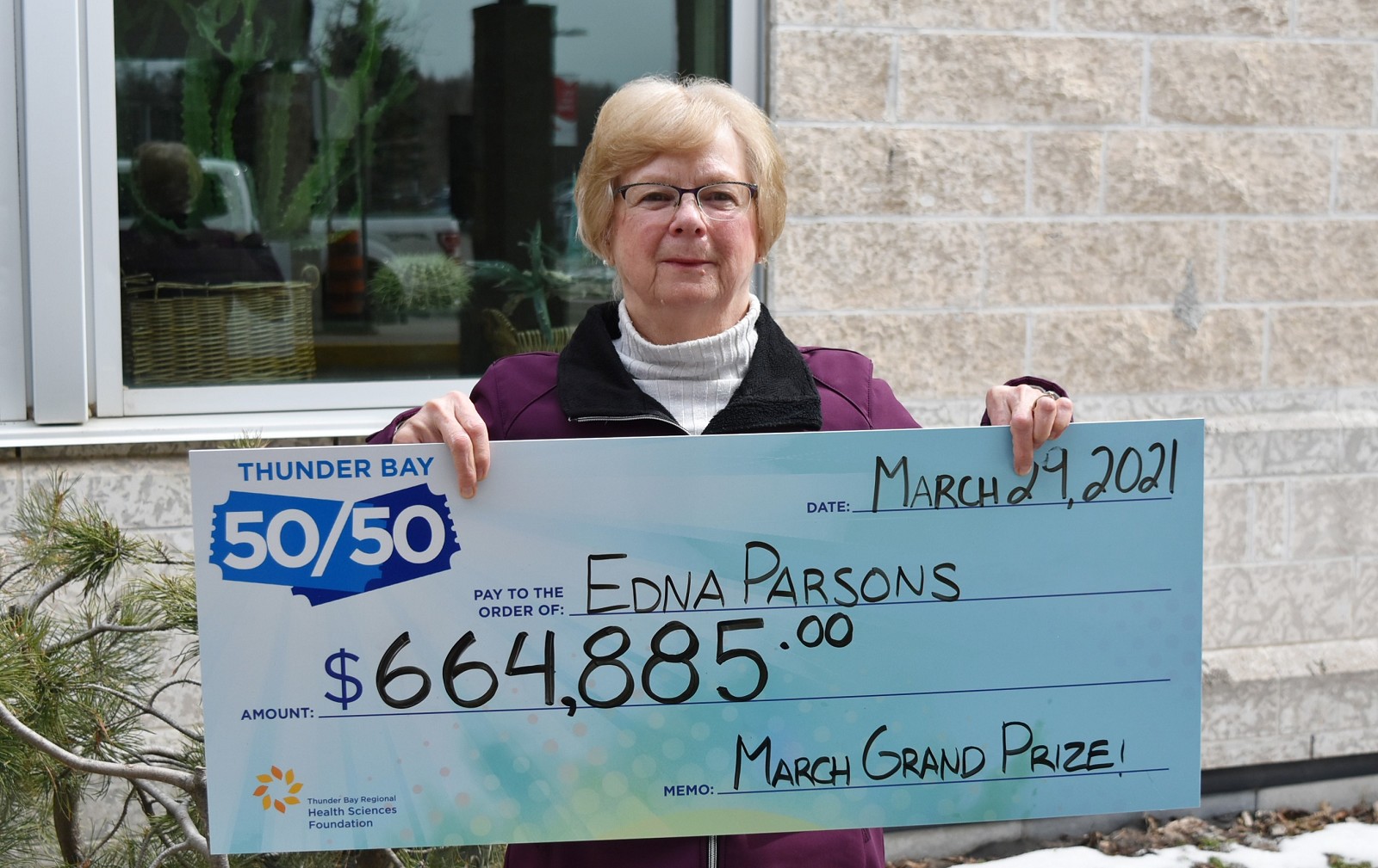 Thunder Bay 50/50: Edna Parsons takes home $664,885 in March Grand Prize Draw