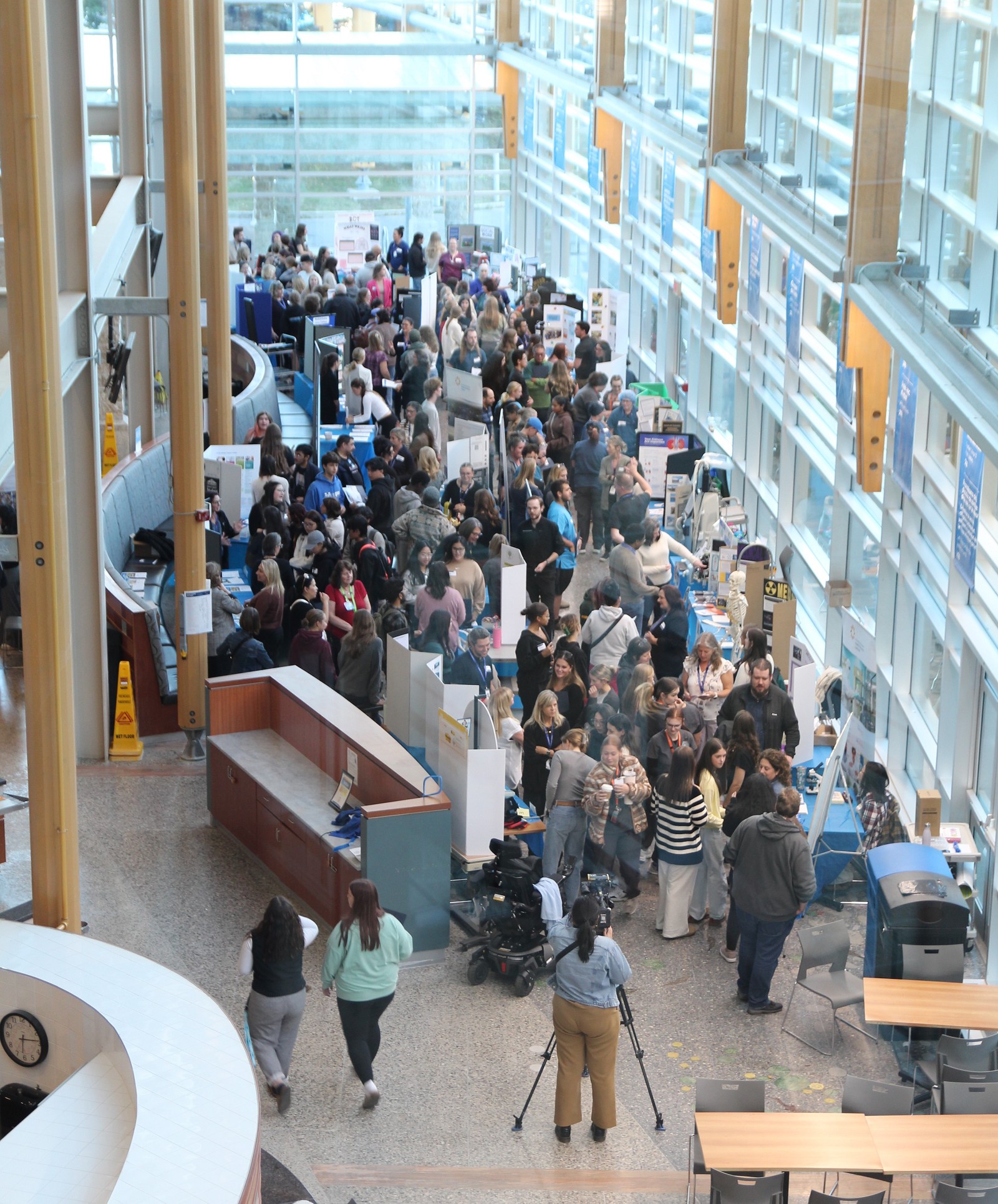 Exploring Careers in Health Care: Thunder Bay's Open Doors Career Showcase